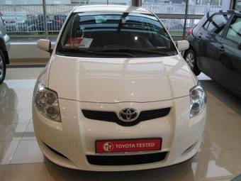 2008 Toyota Auris Photos