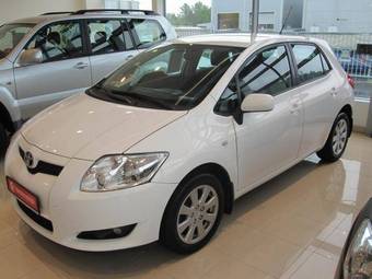 2008 Toyota Auris Pictures