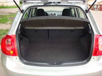 2008 Toyota Auris Photos