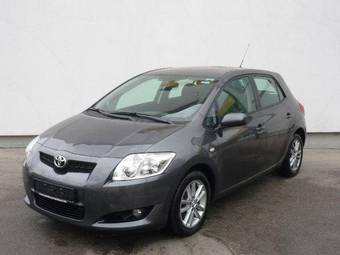 2008 Toyota Auris Photos