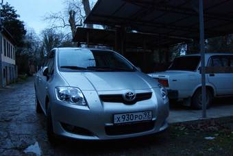 2009 Toyota Auris Photos