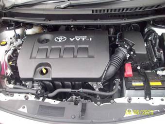 2009 Toyota Auris Pictures