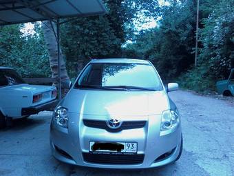 2009 Toyota Auris Photos