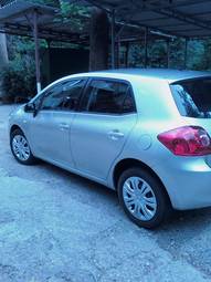 2009 Toyota Auris Photos