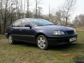 1997 Toyota Avensis Photos