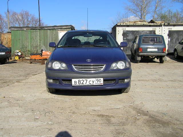 1998 Toyota Avensis