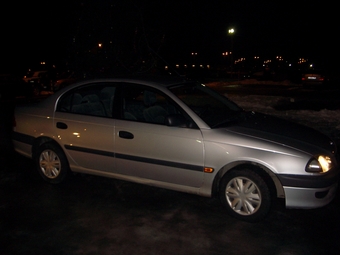 1998 Toyota Avensis