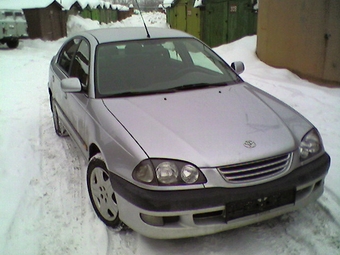 1998 Toyota Avensis