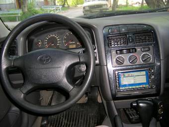 1998 Avensis