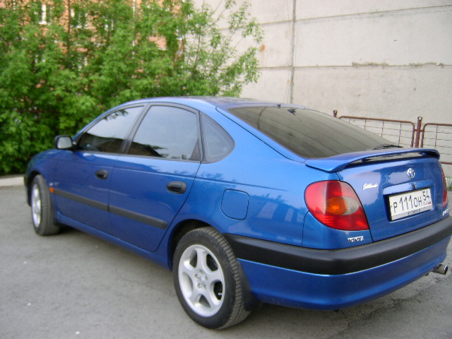 1998 Toyota Avensis