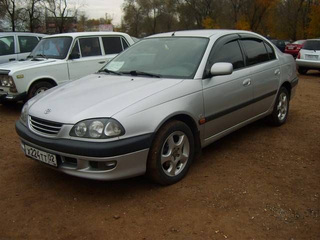 1998 Toyota Avensis