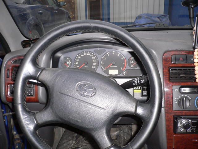 1998 Toyota Avensis