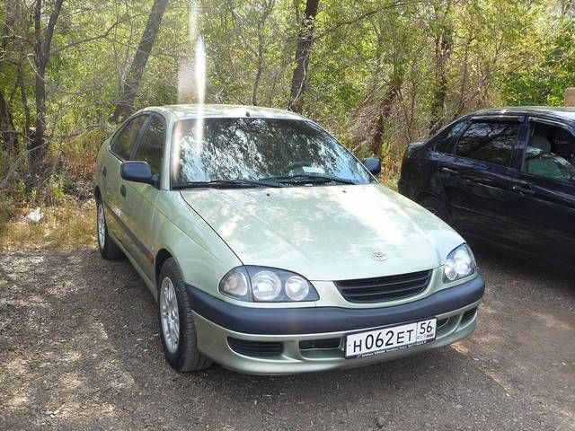 1998 Toyota Avensis