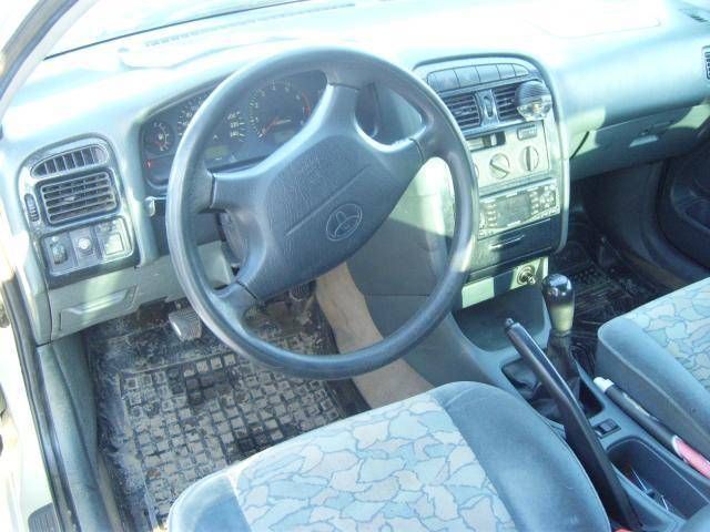 1998 Toyota Avensis