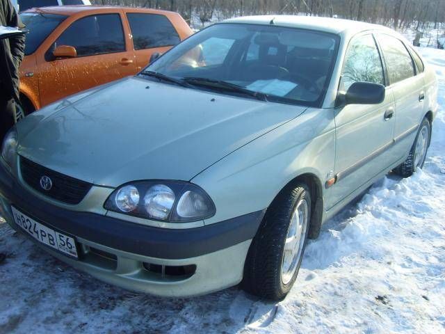 1998 Toyota Avensis