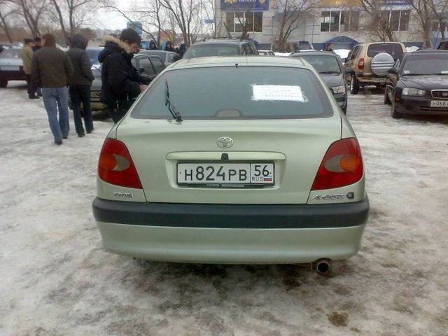 1998 Toyota Avensis