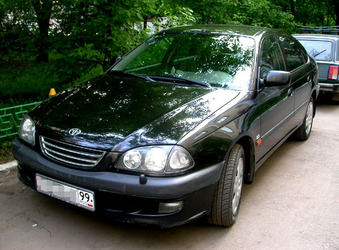 1998 Toyota Avensis Photos