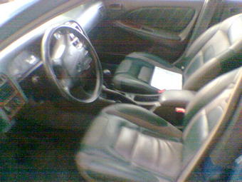 1998 Toyota Avensis Photos