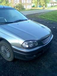 1998 Toyota Avensis Pictures