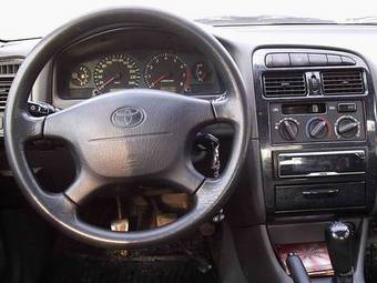 1999 Avensis