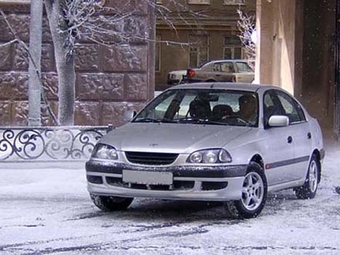 1999 Toyota Avensis