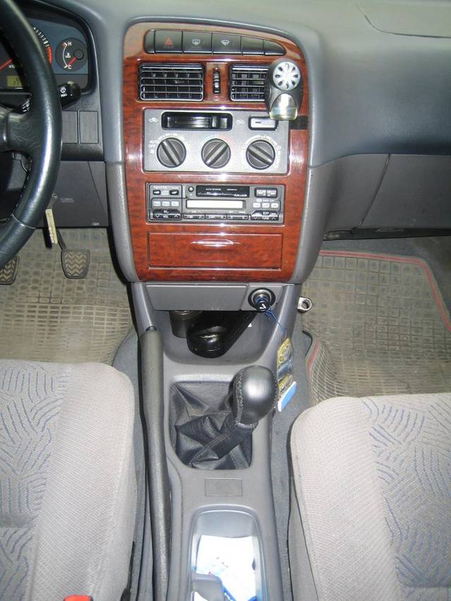 1999 Toyota Avensis