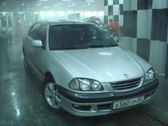 1999 Toyota Avensis