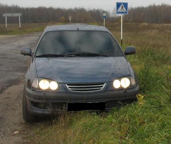 1999 Toyota Avensis