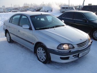 1999 Toyota Avensis