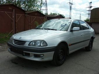 2000 Toyota Avensis For Sale