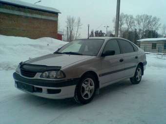 2000 Toyota Avensis