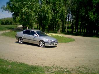 2001 Toyota Avensis