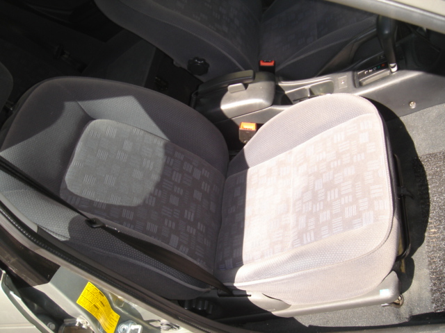 2001 Toyota Avensis