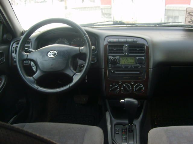 2001 Toyota Avensis