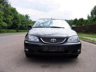 2001 Toyota Avensis Images