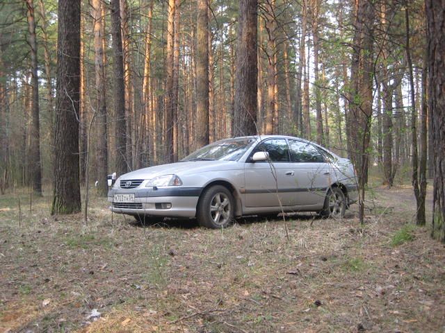 2001 Toyota Avensis