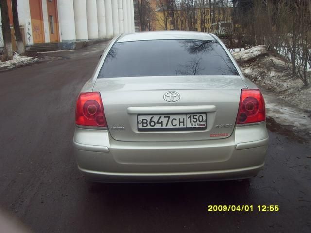 2003 Toyota Avensis