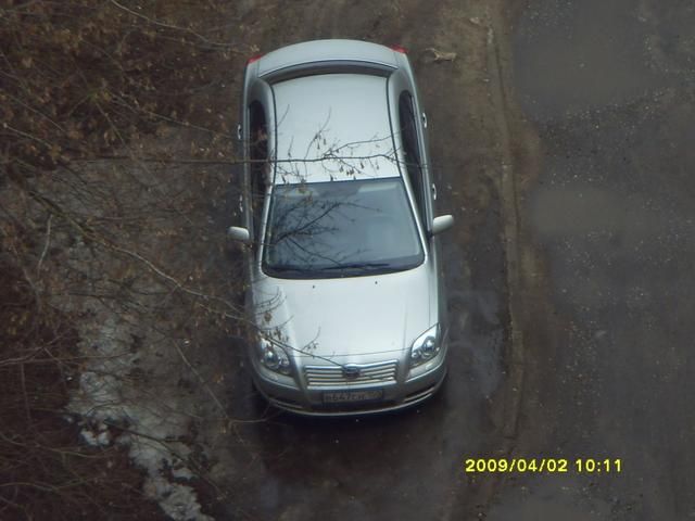 2003 Toyota Avensis