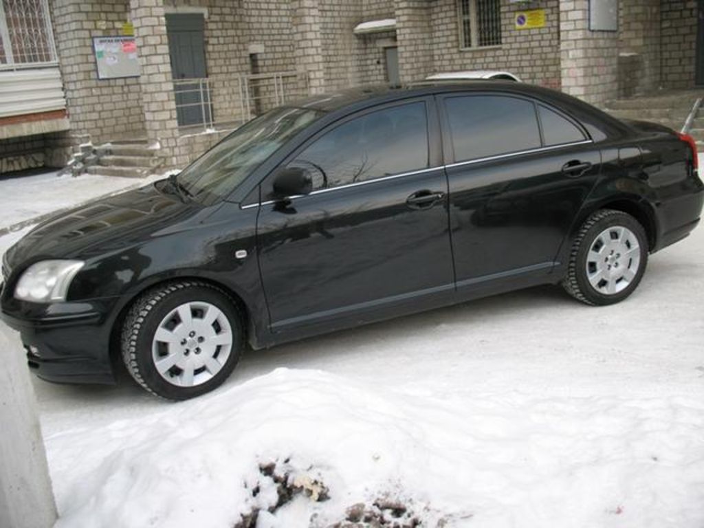 2003 Toyota Avensis