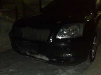 2003 Toyota Avensis Pictures