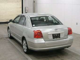 2003 Toyota Avensis Pictures