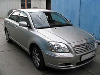 2003 Toyota Avensis Photos