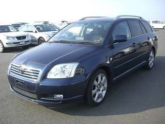 2003 Toyota Avensis Images