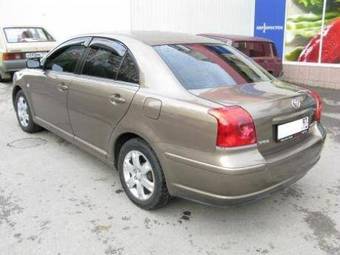 2003 Toyota Avensis Pics