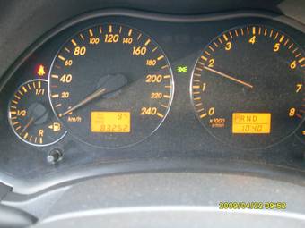2003 Toyota Avensis Pictures