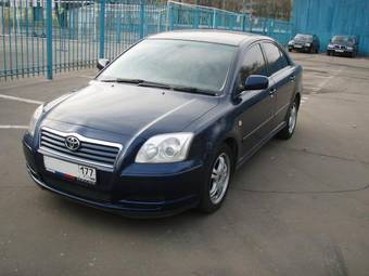 2003 Toyota Avensis Pictures