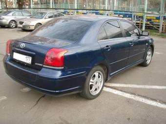 2003 Toyota Avensis Photos