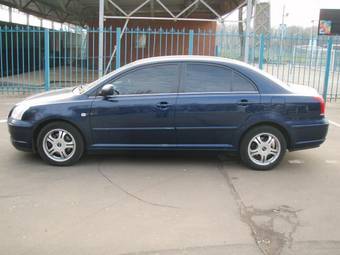 2003 Toyota Avensis Photos