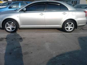 2003 Toyota Avensis Photos
