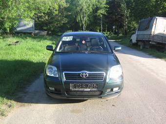 2003 Toyota Avensis Photos